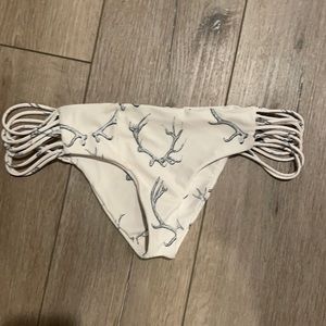 Boys and arrows cheeky bikini bottom size medium.